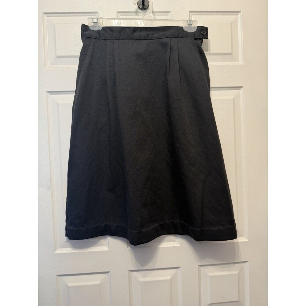 JCPenney Women's Black A-Line Skirt Size 12 Side Zip Pockets Knee Length